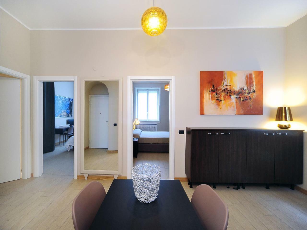 Urban District Apartments - Milan Old Town Central 2 Br Exterior photo